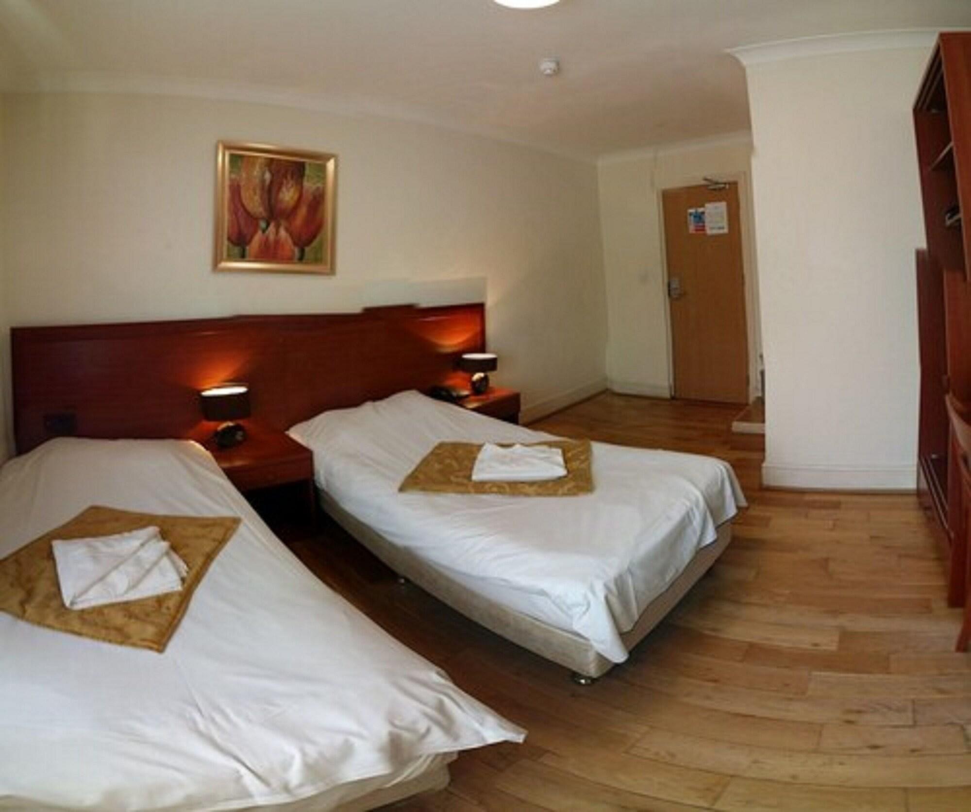 Corner House Hotel London Exterior photo